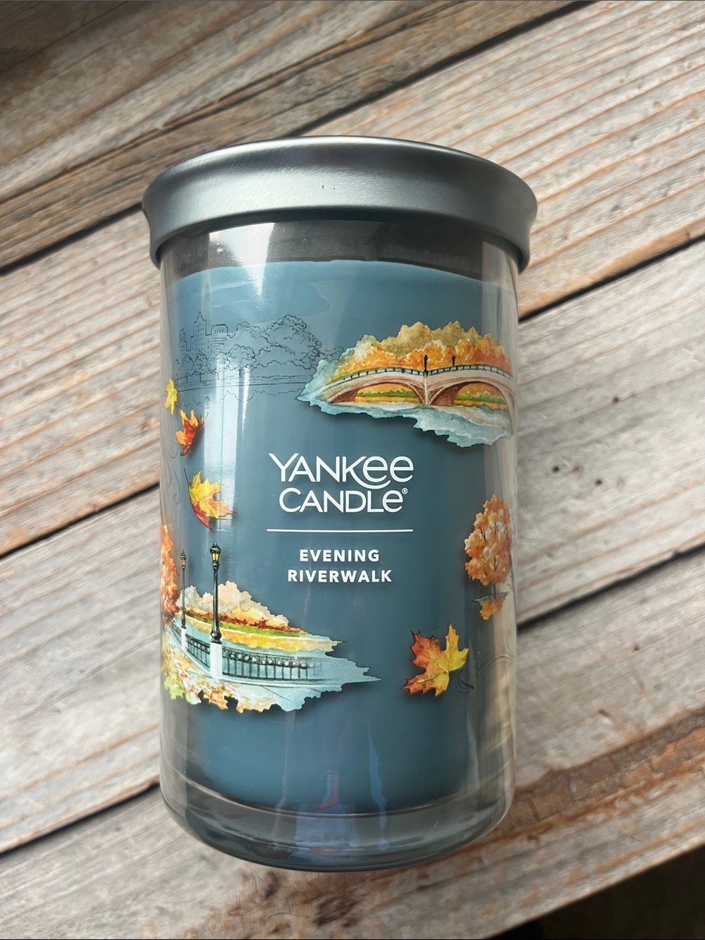 Yankee Candle Evening Riverwalk 20 oz New Unburned Fall Scent